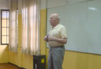 Pierre Cartier dicta conferencia en el Instituto de Matemáticas PUCV