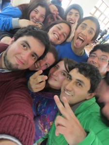 Estudiantes IMA de Práctica Final con  sus alumnos de Ancud