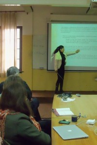 Dra. Leticia Sosa dicta charla como parte de las actividades de su estadía