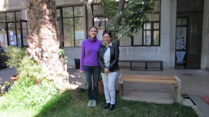 Investigadora Charlotte Derouet en su estadía IMA PUCV junto a Elizabeth Montoya, Directora del proyecto ECOS-CONICYT  IMA PUCV- U. PARIS DIDEROT