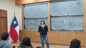 Anita Rojas (U.Chile) dicta charla en Día Shimura 