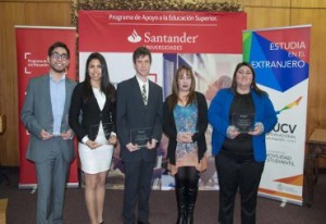Alumno del Instituto de Matemáticas es beneficiado con beca del Programa de Apoyo a la Educación Superior del Banco Santander